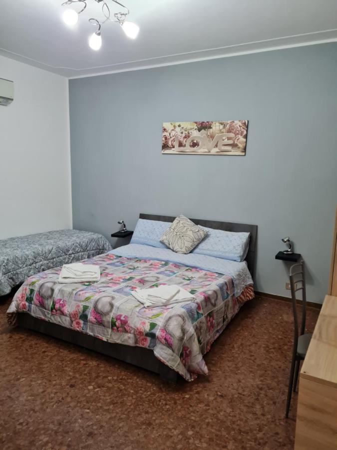 מלון אוריו אל סריו Landlady Airport Orio Bergamo Ida מראה חיצוני תמונה