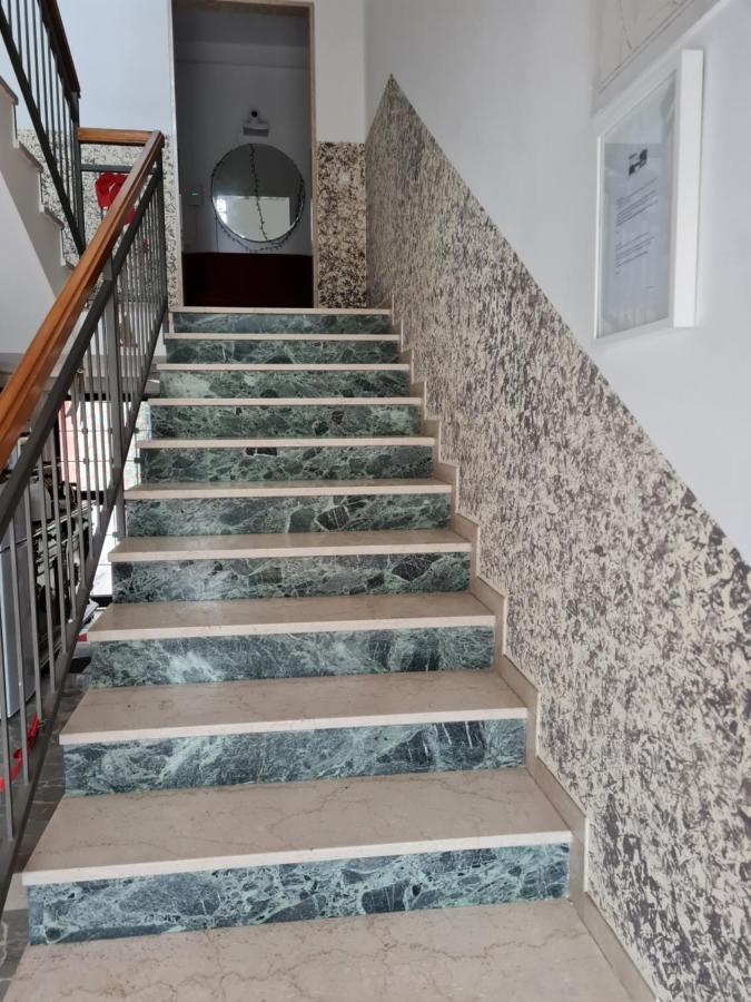 מלון אוריו אל סריו Landlady Airport Orio Bergamo Ida מראה חיצוני תמונה