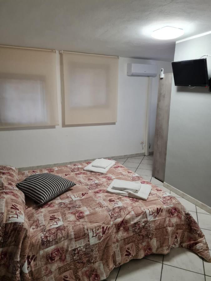 מלון אוריו אל סריו Landlady Airport Orio Bergamo Ida מראה חיצוני תמונה