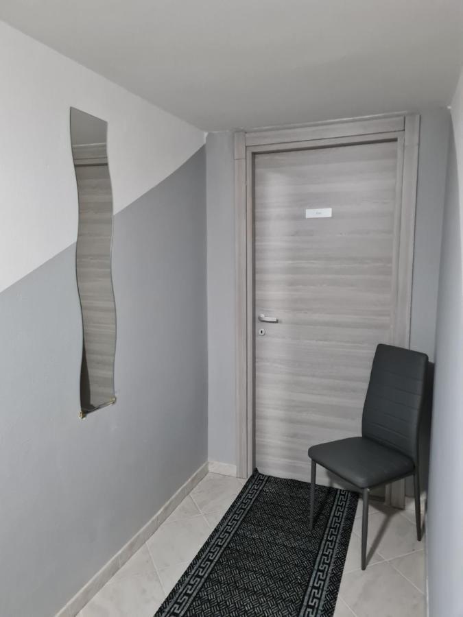 מלון אוריו אל סריו Landlady Airport Orio Bergamo Ida מראה חיצוני תמונה